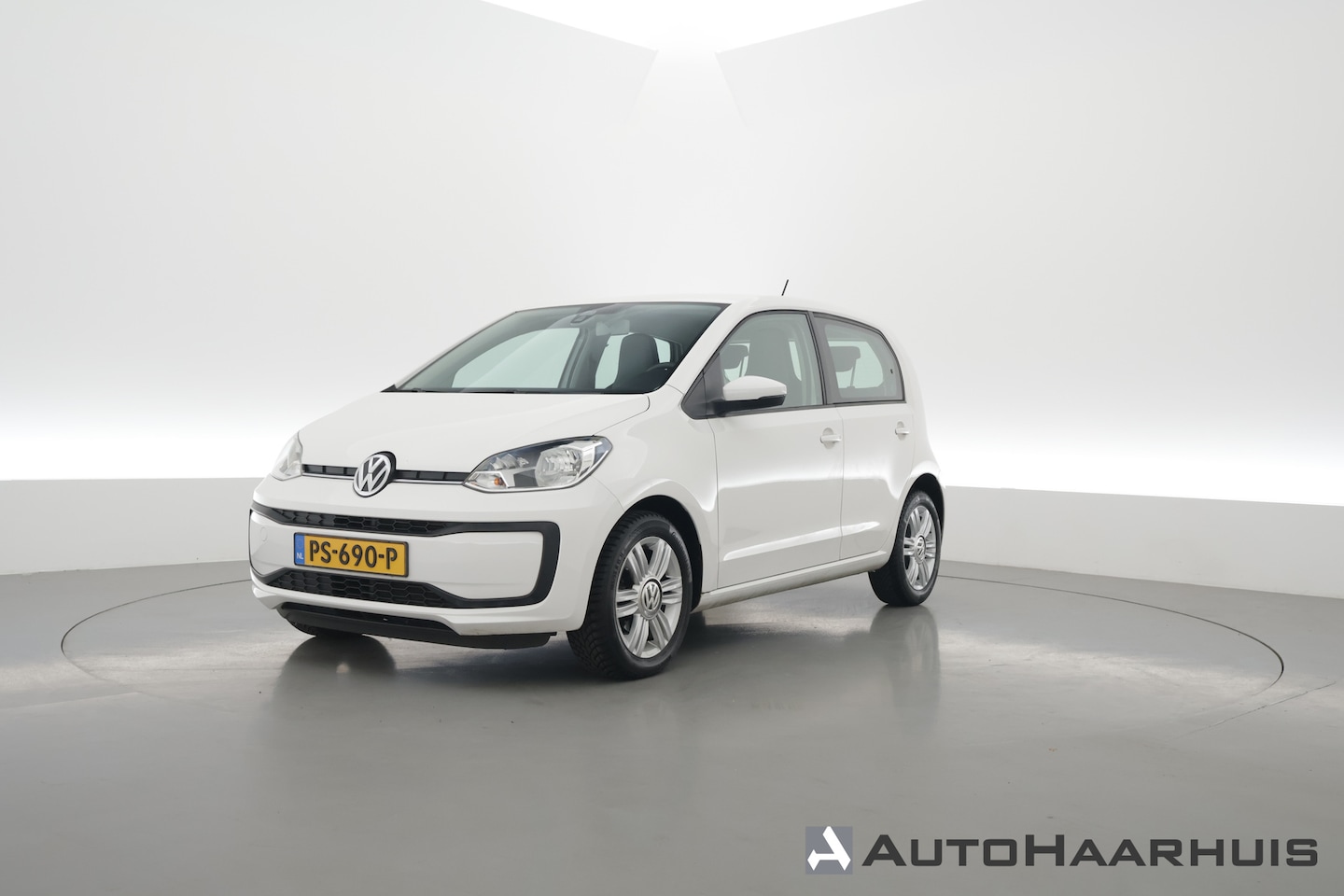 Volkswagen Up! - 1.0 BMT move up! | Orgi. NL | Bluetooth | DAB | Licht- Regensensor | |Airco | 15'' LMV | - AutoWereld.nl