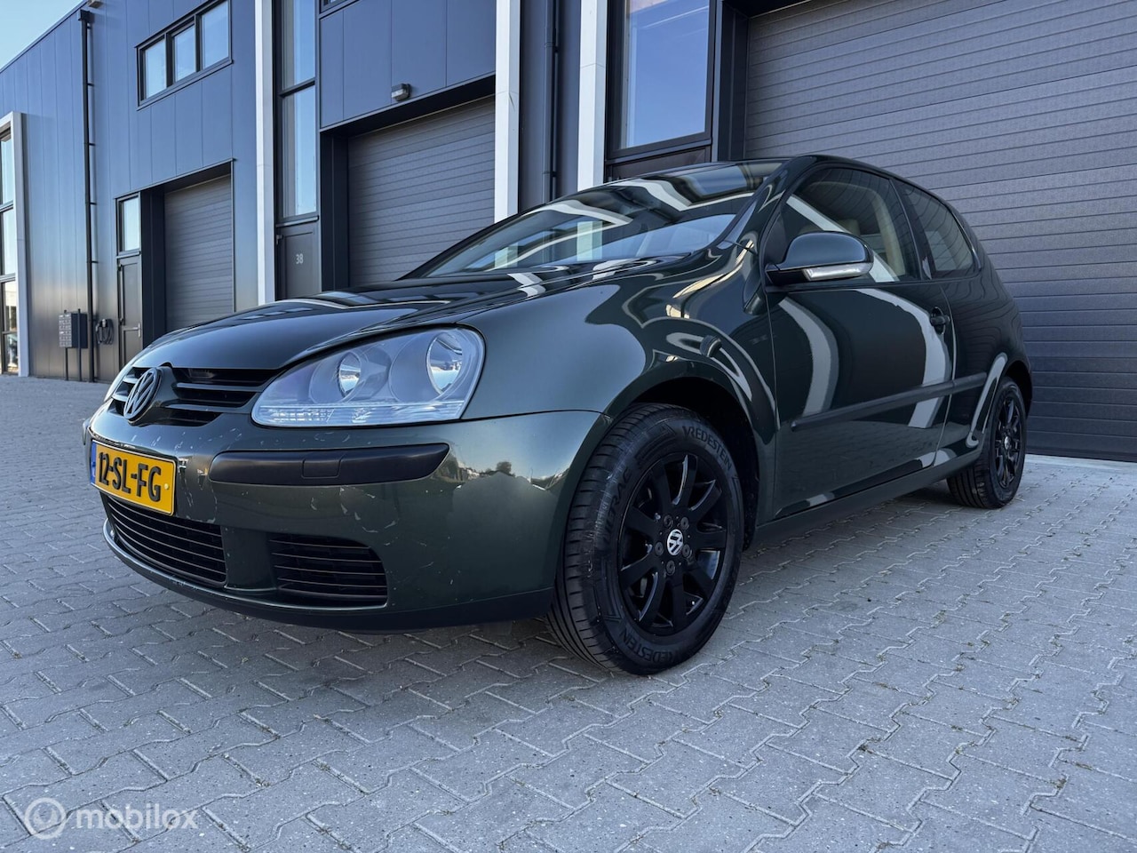 Volkswagen Golf - 1.6 FSI Comfortl Business 2006(CARPLAY) - AutoWereld.nl