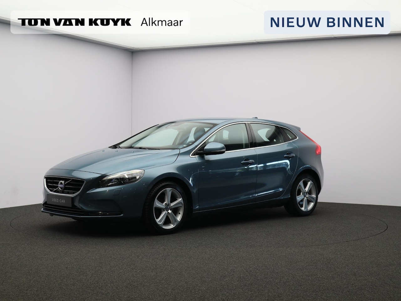 Volvo V40 - 1.6 T2 Summum / Stoelverwarming / Elektr. stoelverstelling bestuurder / Cruise Control / L - AutoWereld.nl