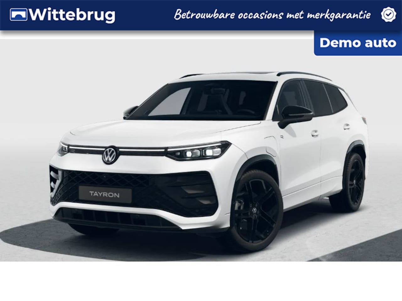Volkswagen Tayron - 1.5 eHybrid 272PK DSG R-Line Edition / Black Style / Trekhaak / Panoramadak / Harman Kardo - AutoWereld.nl