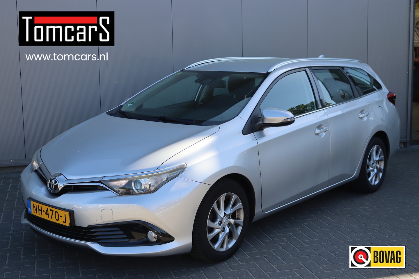 Toyota Auris Touring Sports - 1.2T 116PK Automaat Aspiration Navigatie/Camera/Stoelverwarming/Cruise-control - AutoWereld.nl