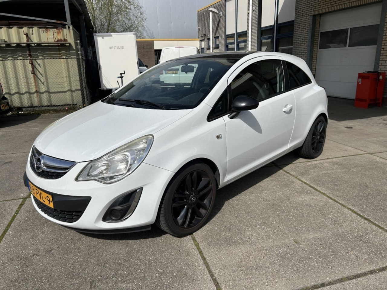 Opel Corsa - 1.4-16V Color Edit. - AutoWereld.nl