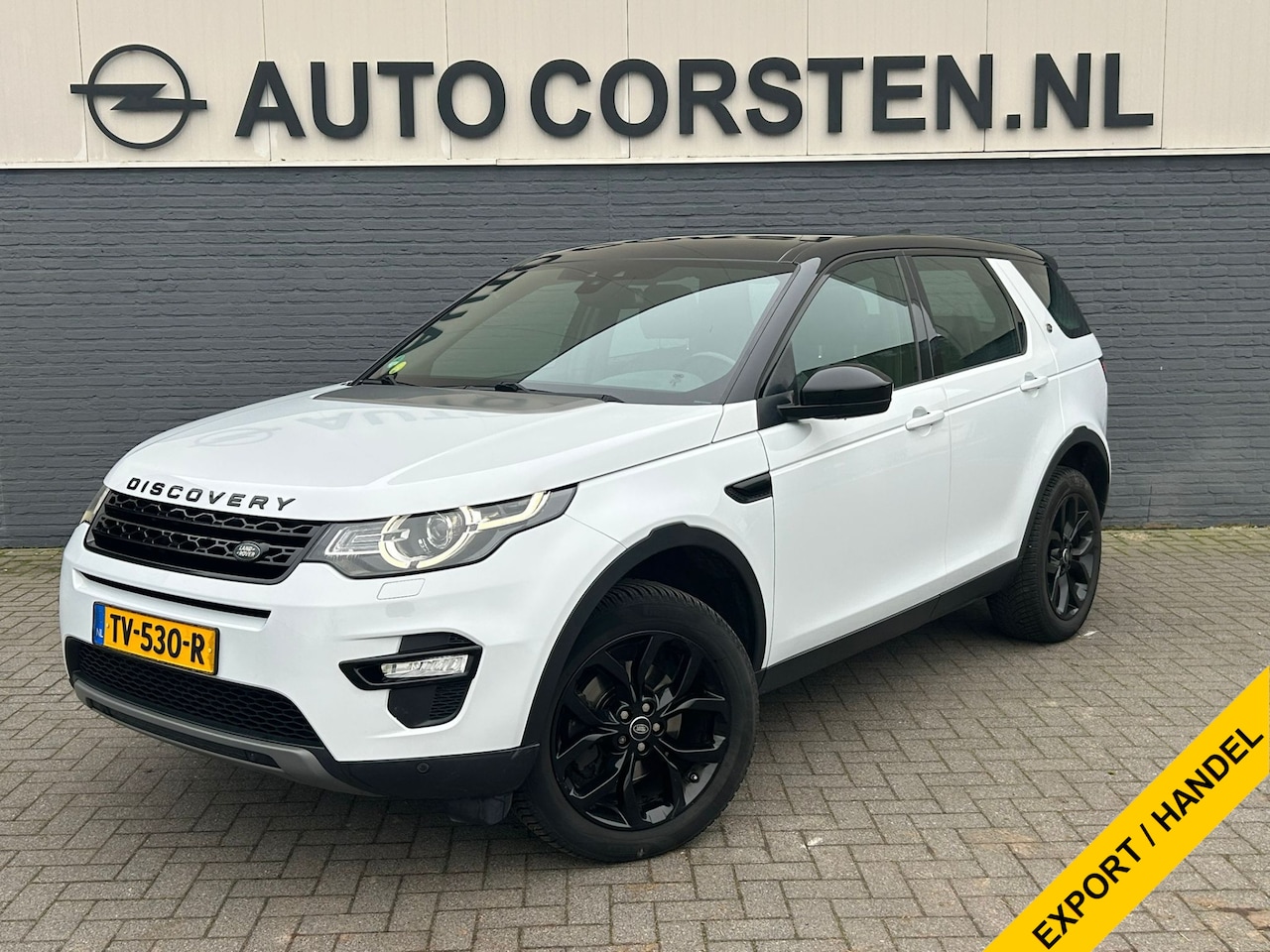 Land Rover Discovery Sport - 2.0TD4 AUT-9 4WD Leer Pano-Dak 19" Bi-Xenon Elek.Stoelen Trekhaak Meridian®-Hifi Navi Ecc - AutoWereld.nl