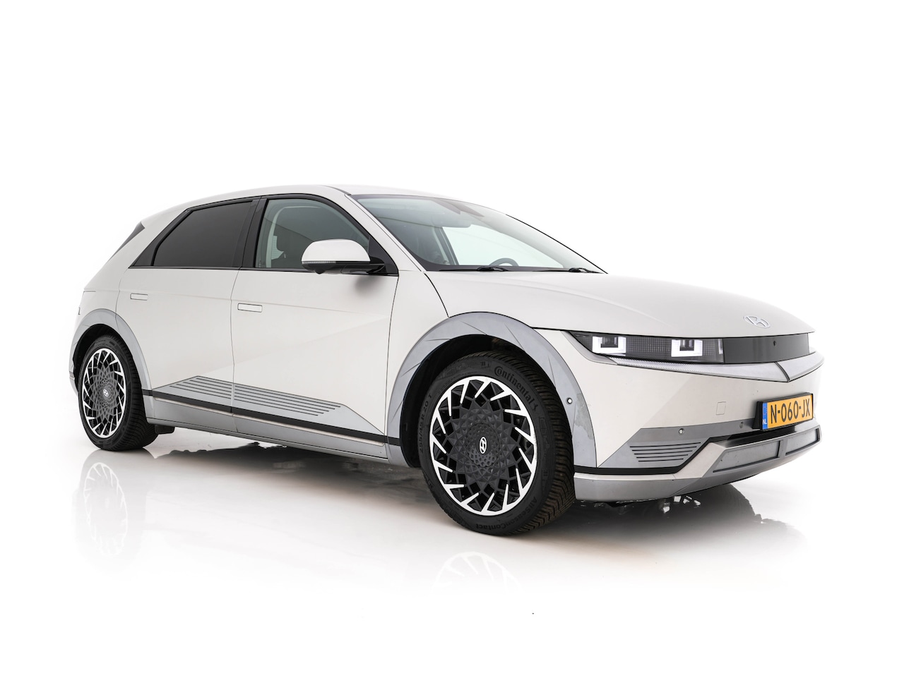 Hyundai IONIQ 5 - Lounge 73kWh [ 3-Fase ] {SOH-97%} (INCL-BTW) Aut *HEATPUMP | LEATHER | PREMIUM-AUDIO | FUL - AutoWereld.nl