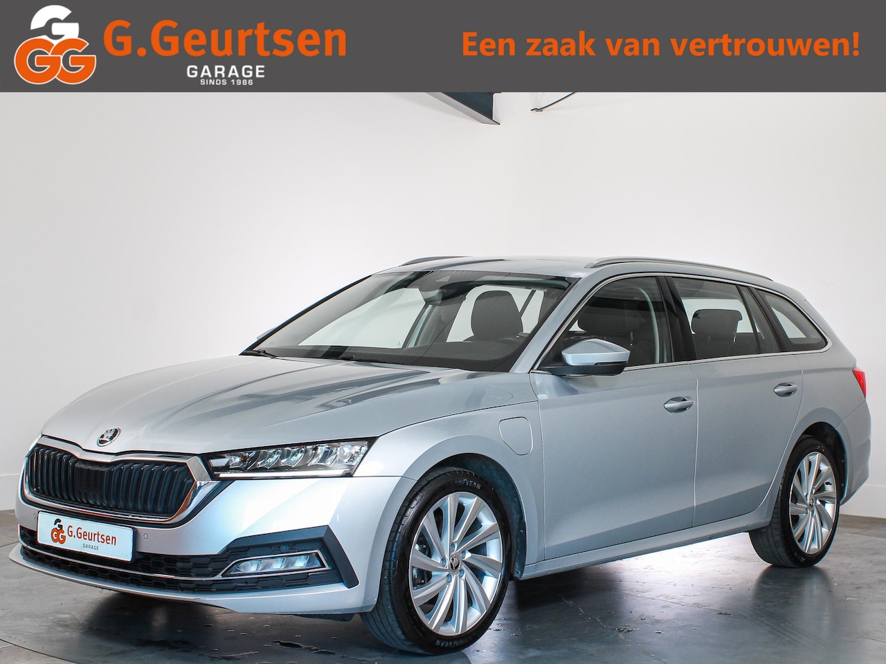 Skoda Octavia Combi - 1.4 PHEV Business Edition Plus Led, Navigatie, ACC, Head-up - AutoWereld.nl