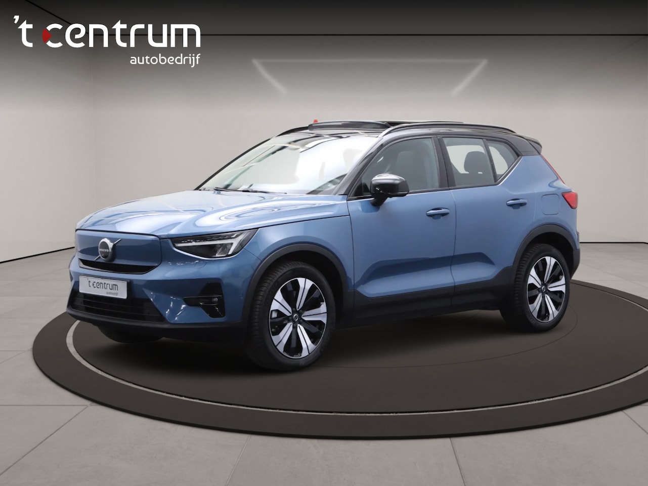 Volvo XC40 - Recharge Ultimate 70 kWh 232 PK, Harman/Kardon, Panoramadak, 360 Camera, Adap. Cruise Cont - AutoWereld.nl
