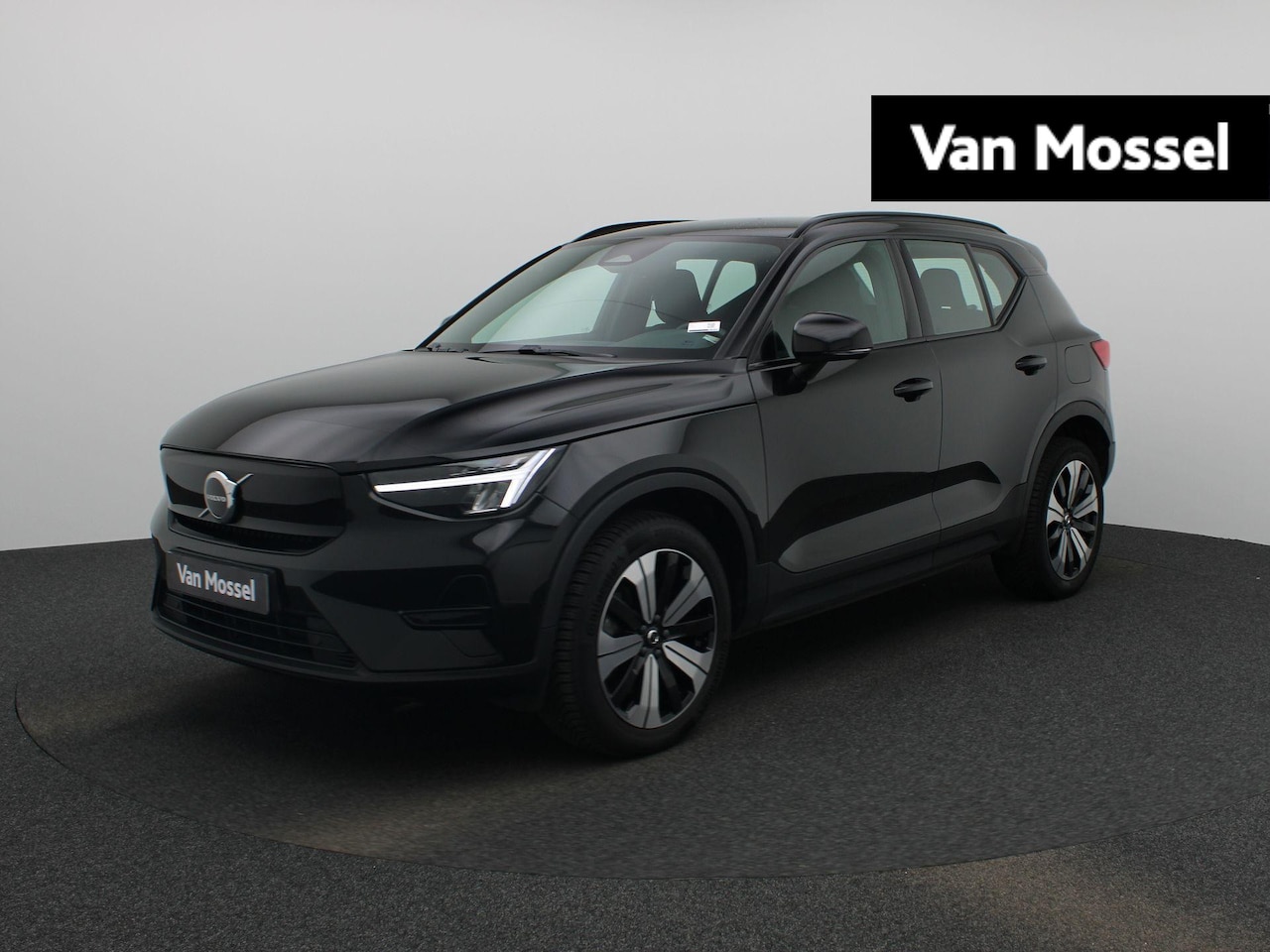 Volvo XC40 - Recharge Core AUTOMAAT | NAVIGATIE | CAMERA | CRUISE | CLIMA | APPLE CARPLAY | LMV | PDC | - AutoWereld.nl