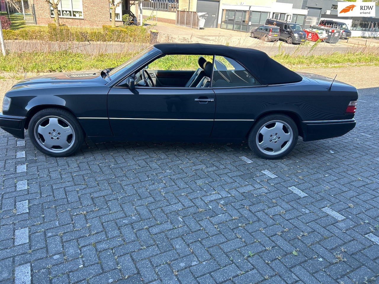 Mercedes-Benz E-klasse Cabrio - Geen roest, zeldzame AMG-velgen, plaatje ! - AutoWereld.nl