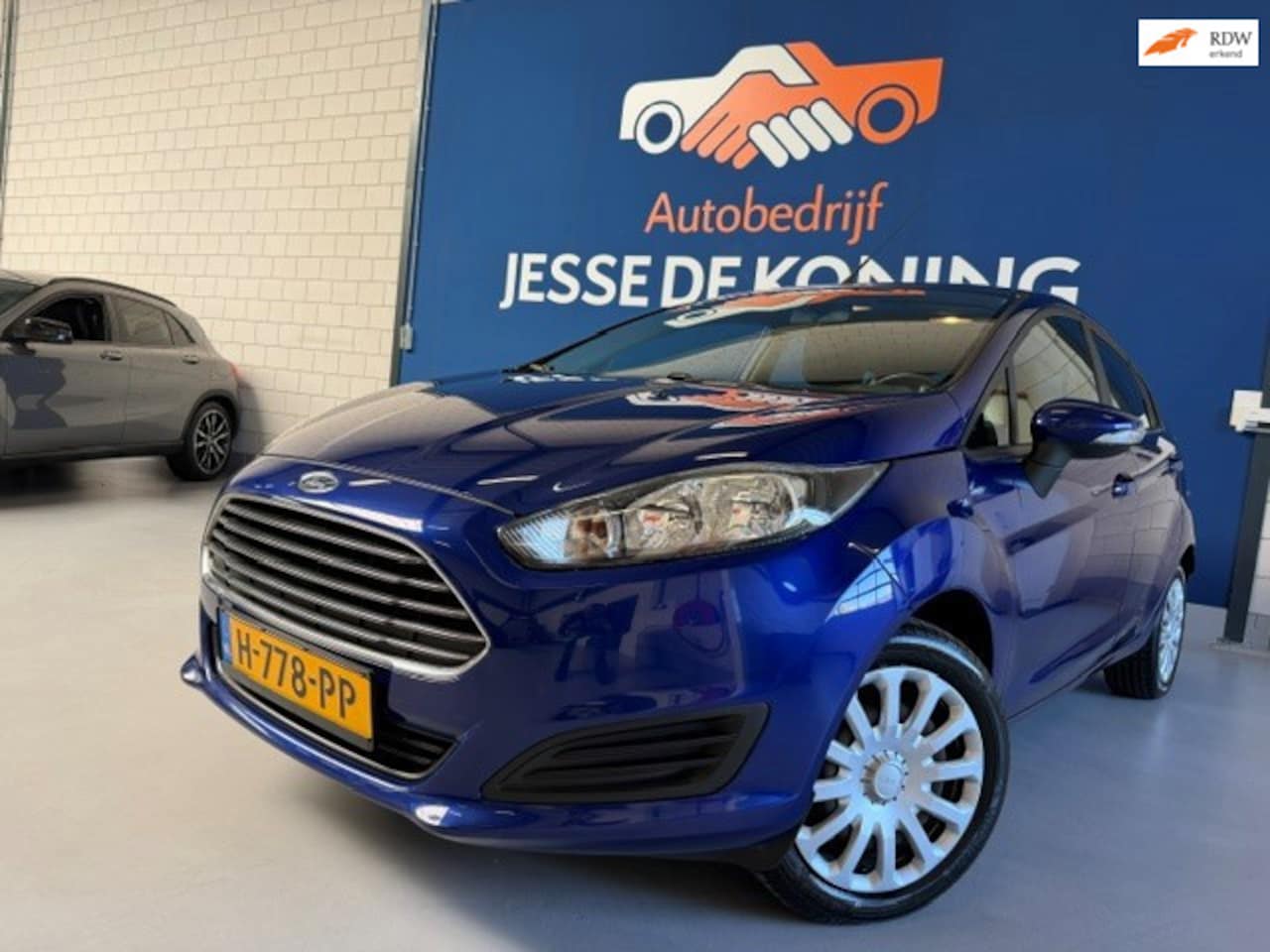 Ford Fiesta - 1.25 Titanium / bj.2013 / 5 deurs / airco / kleur : blauw / 4 nieuwe banden/etc. APK tot 0 - AutoWereld.nl