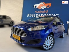Ford Fiesta - 1.25 Titanium / bj.2013 / 5 deurs / airco / kleur : blauw / 4 nieuwe banden/etc. APK tot 0