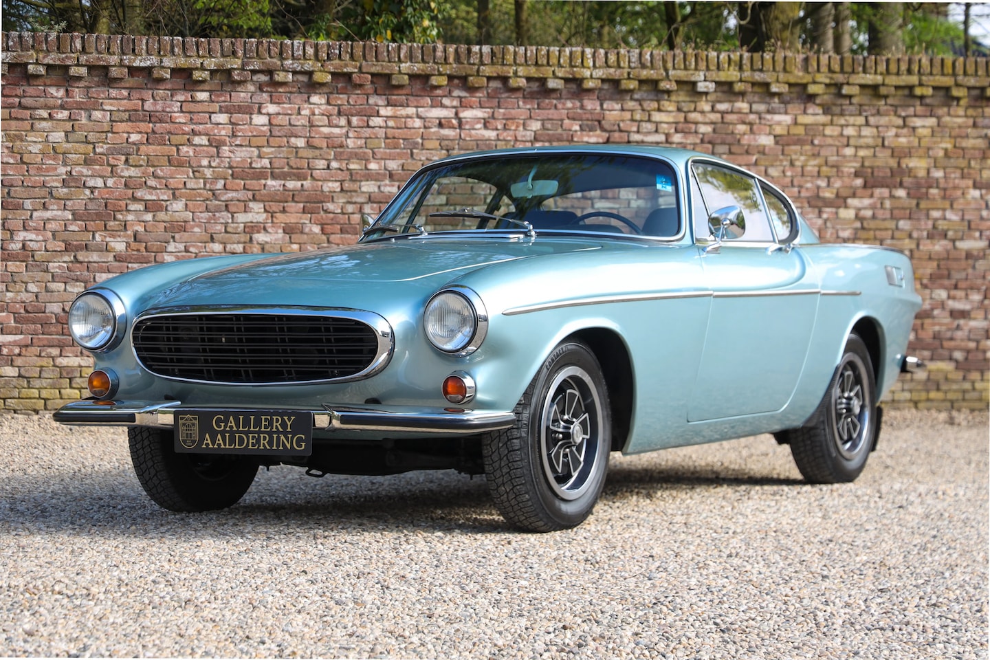 Volvo P1800 - E Coupé "With Pelle Petterson's signature" Well-preserved example with a fine historical f - AutoWereld.nl