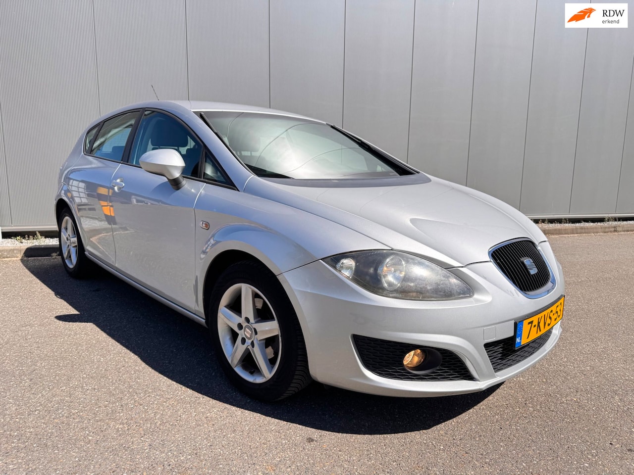 SEAT Leon - 1.6 TDI Ecomotive COPA 1.6 TDI Ecomotive COPA - AutoWereld.nl