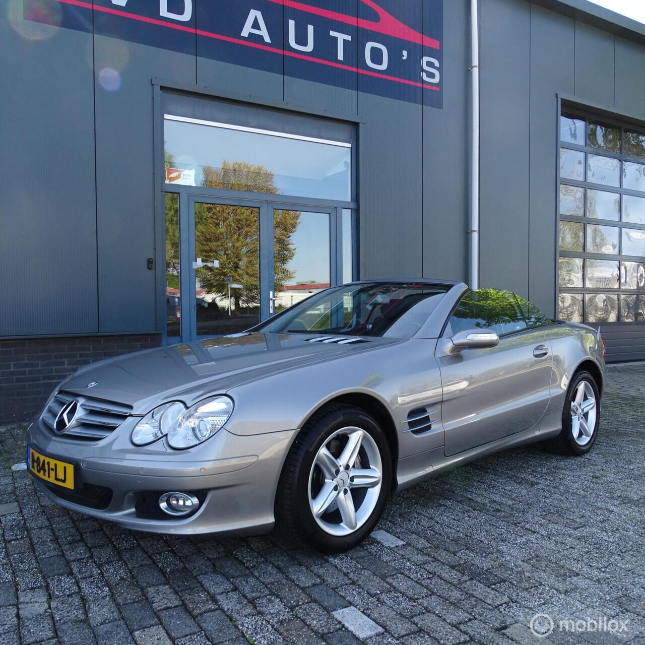 Mercedes-Benz SL-klasse Cabrio - 350 112DKM - AutoWereld.nl