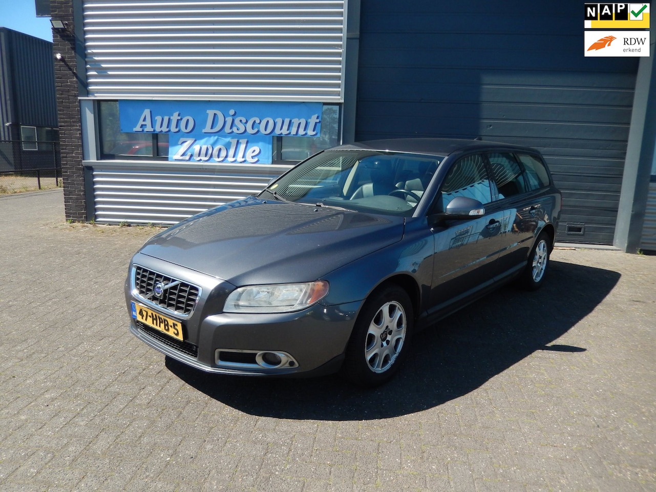 Volvo V70 - 2.0 Kinetic 2.0 Kinetic - AutoWereld.nl