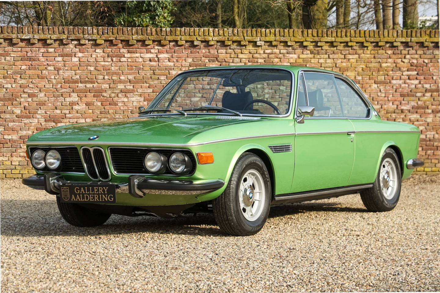 BMW 2.5 / 2.8 / 3.0 - Recently reconditioned and serviced by a Dutch BMW specialist, In “Taiga Grün” – One of th - AutoWereld.nl