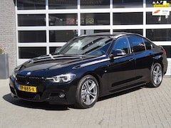 BMW 3-serie - 318i Edition M Sport Shadow Executive