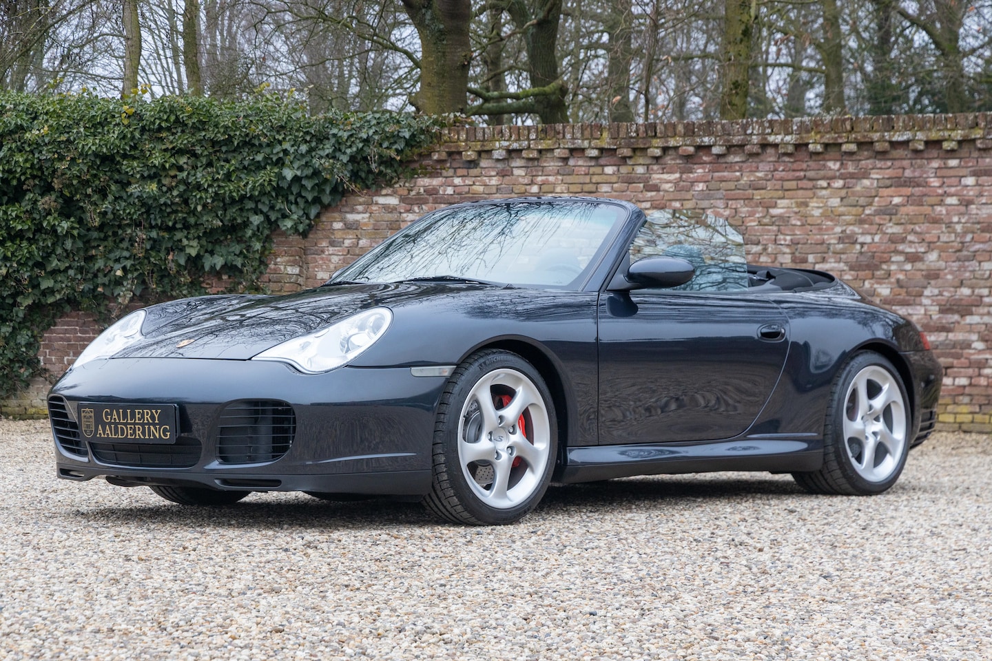 Porsche 911 Cabrio - 996 Carrera 4S Manual with hardtop "Less than 35.000 kms" 2 owner car - Newly delivered in - AutoWereld.nl