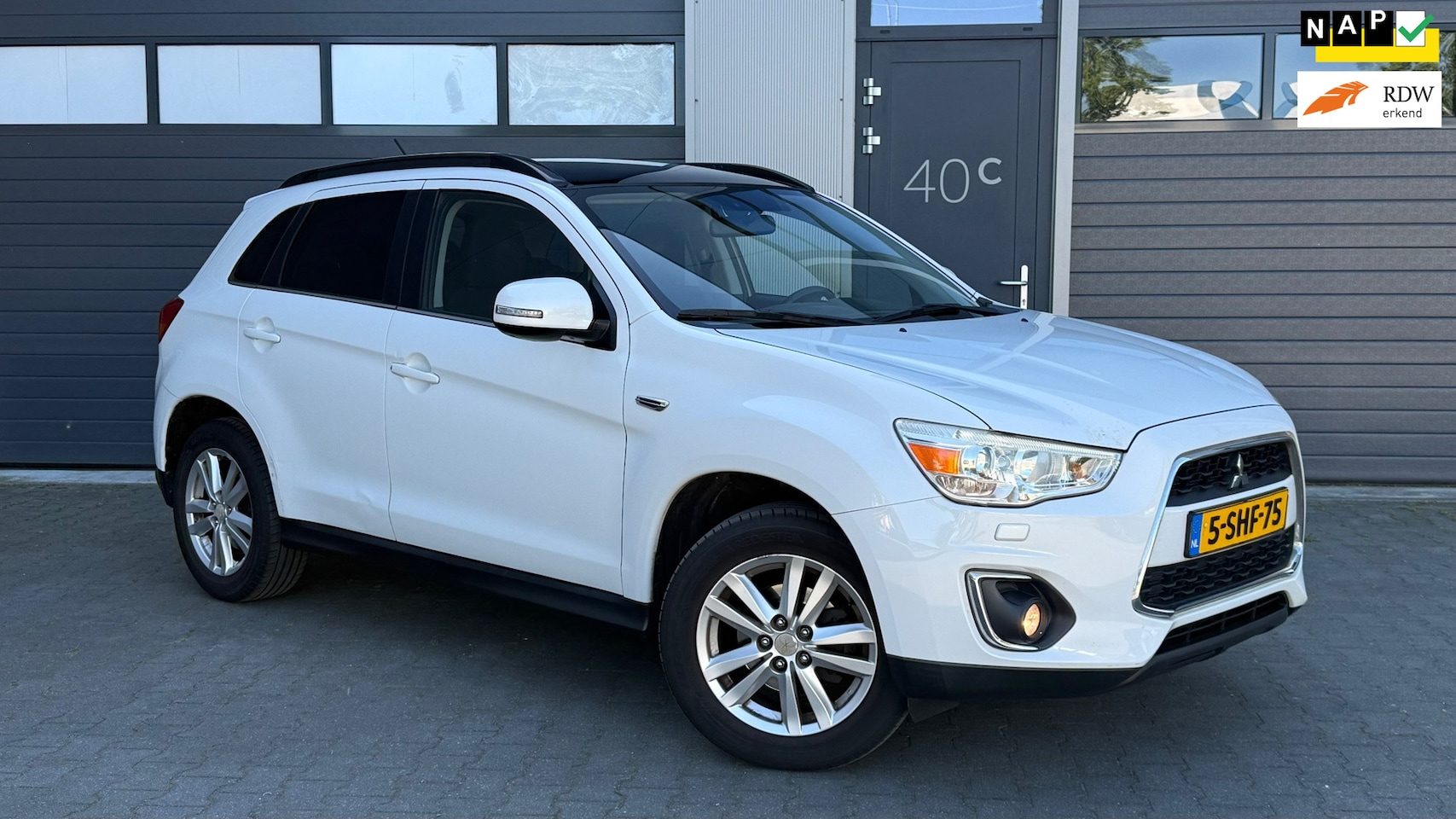 Mitsubishi ASX - 1.6 Intense PANO KEYLESS CAMERA NAP DEALER ONDERHOUDEN - AutoWereld.nl