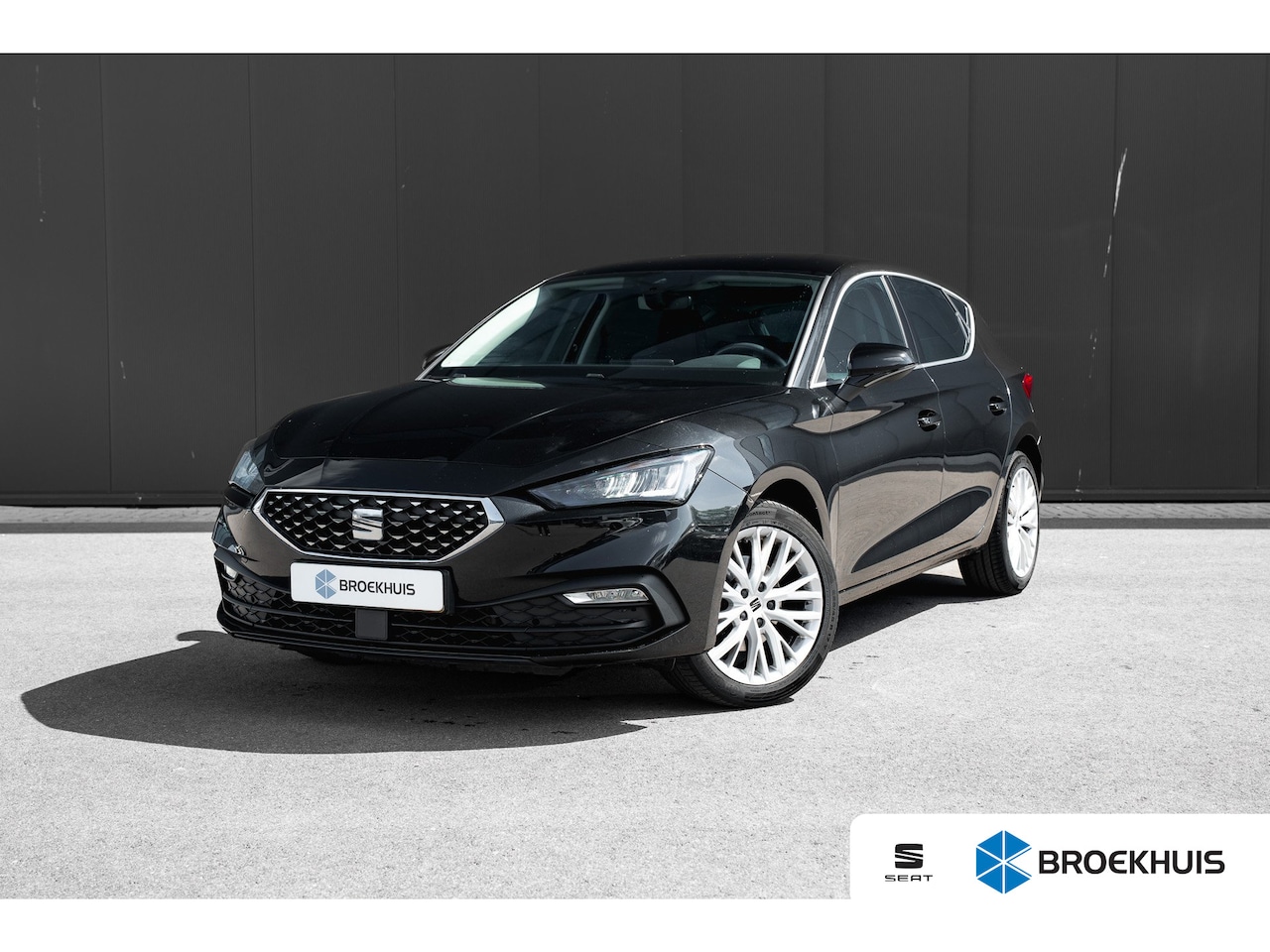 SEAT Leon - 1.5 eTSI 150pk 7-DSG Xcellence | Camera | Stuur & Stoelverwarming | Adaptive Cruise | Keyl - AutoWereld.nl
