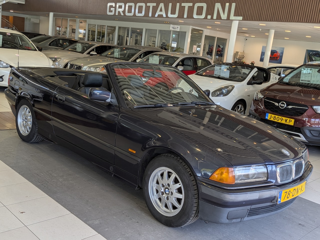BMW 3-serie Cabrio - 318i Executive Automaat NAP 89.818km, 1e Eigenaar, Airco, Stuurbekrachtiging - AutoWereld.nl