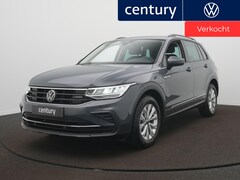 Volkswagen Tiguan - 1.4 eHybrid Life Edition Automaat - LED - Camera - Navigatie - ACC - Side Assist - Achterk