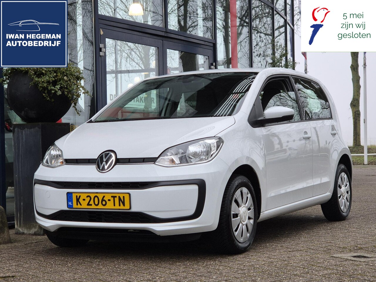 Volkswagen Up! - 1.0 BMT move up! | Airco | Centr. vergr. op afstand | BlueTooth | Stuurbekrachttiging - AutoWereld.nl
