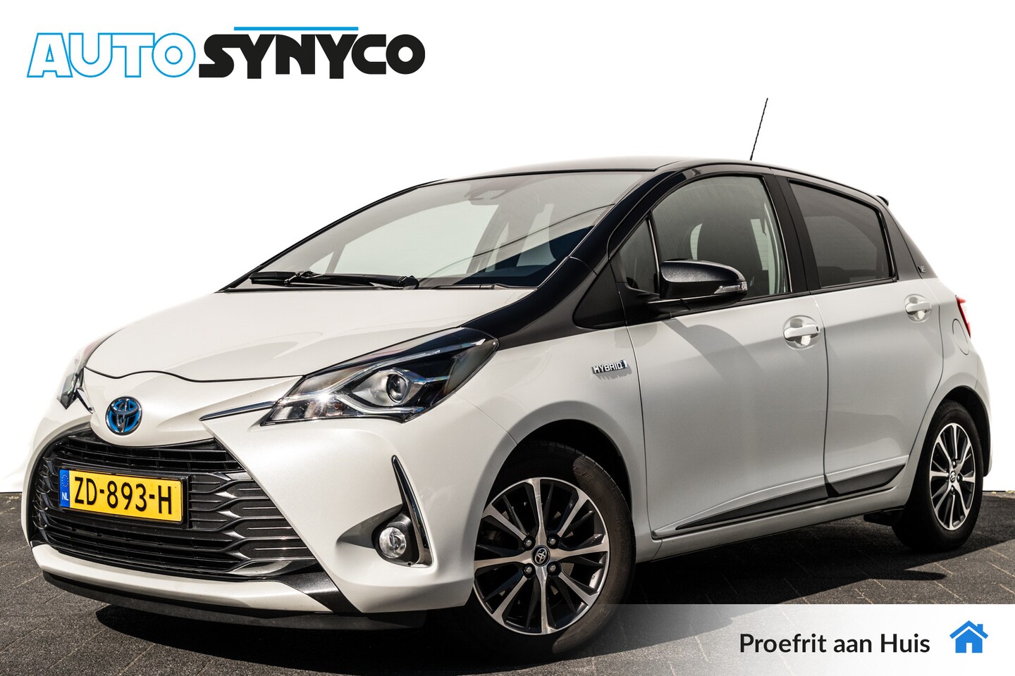 Toyota Yaris - 1.5 Hybrid Y20 Exclusive Edition Bi-Tone | Afn. Trekhaak | Camera | Navigatie | Keyless | - AutoWereld.nl