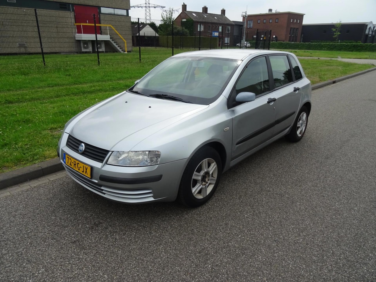 Fiat Stilo - 1.4-16V Young 1.4-16V Young - AutoWereld.nl