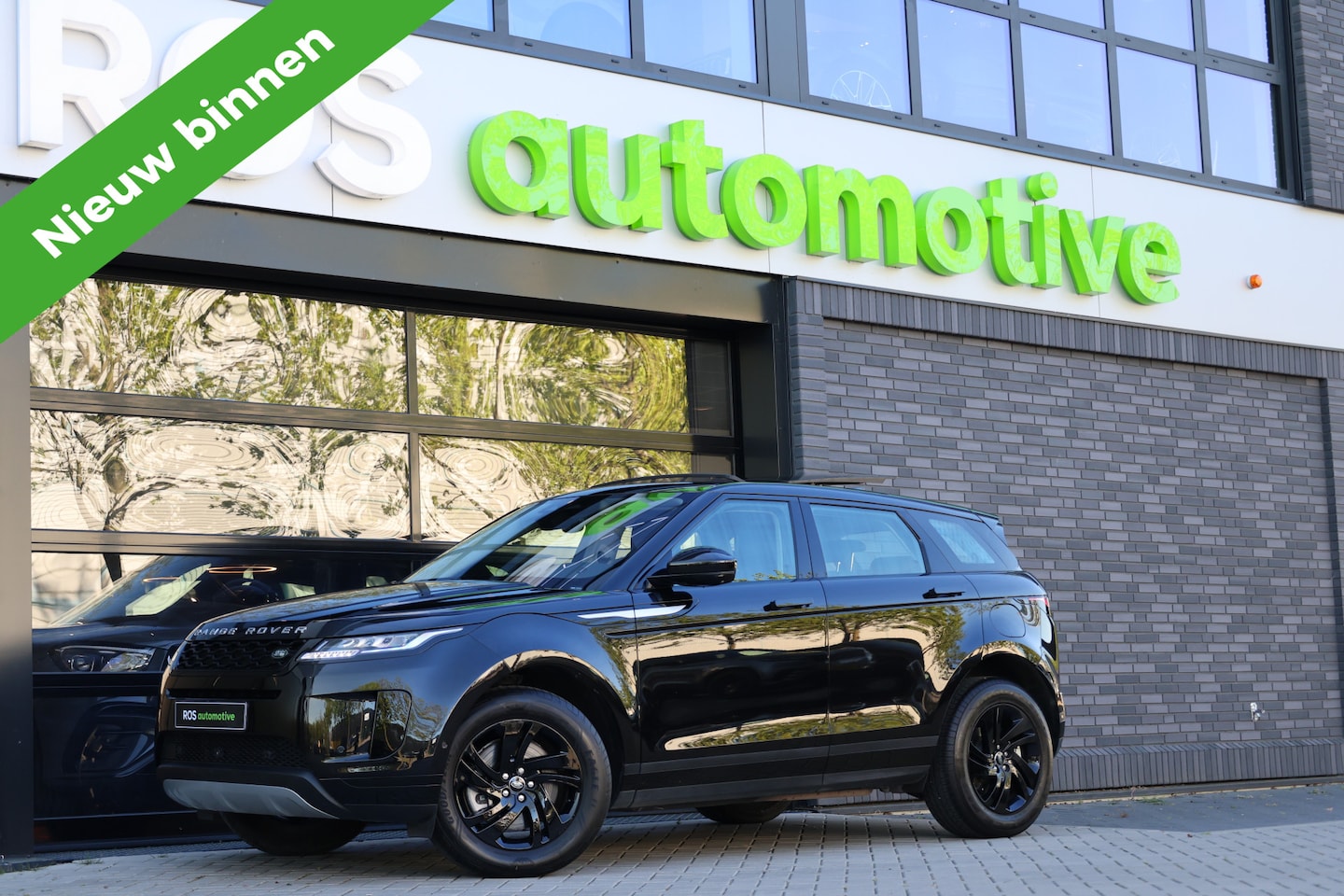 Land Rover Range Rover Evoque - 1.5 P300e AWD S | BTW | PANO | 360 | - AutoWereld.nl