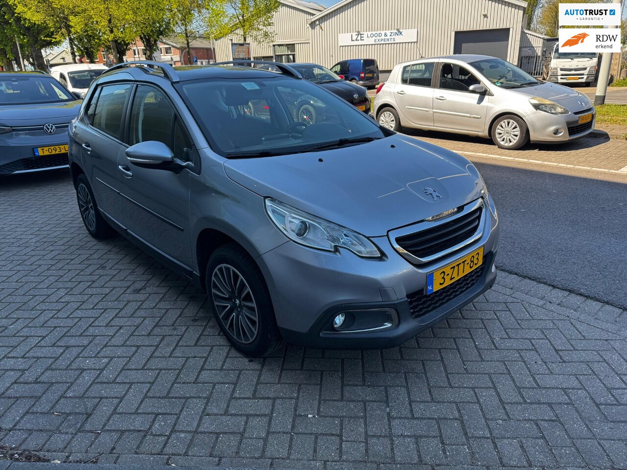 Peugeot 2008 - 1.2 PureTech Active AUTOMAAT - AutoWereld.nl
