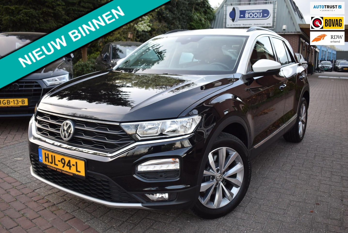 Volkswagen T-Roc - 1.5 TSI Sport 150 PK ADAP CRUISE/CARPLAY/CAMERA/AIRCO-ECC/PDC V+A/TREKH/6 BAK/LMW 17 INCH/ - AutoWereld.nl