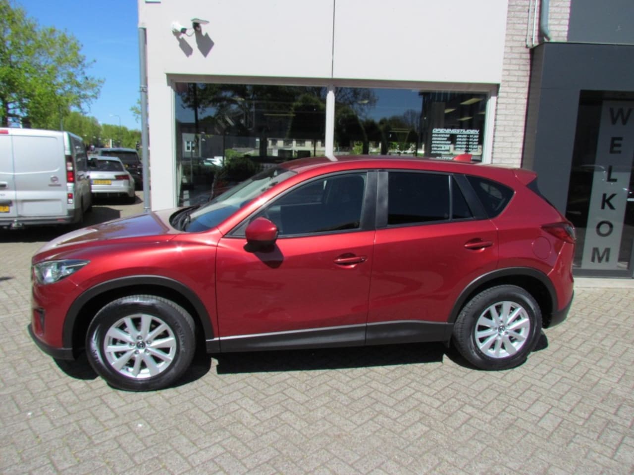 Mazda CX-5 - 2.0 Skyactiv-G 165pk 6MT 2WD TS+ Navi Trekhaak - AutoWereld.nl