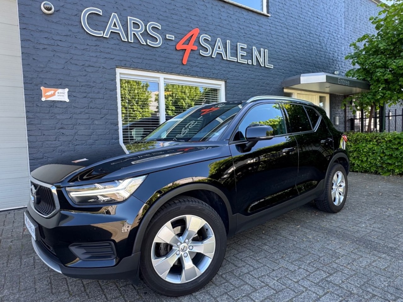 Volvo XC40 - T2 Autom. Momentum Pro + Chroom + D-Glas + Nav + 18 inch Lmv - 2022 - AutoWereld.nl