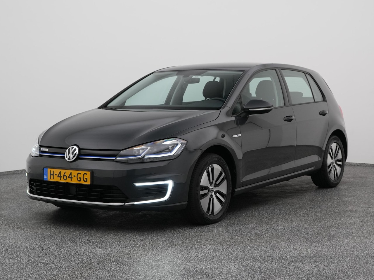 Volkswagen e-Golf - E-DITION | ADAPTIVE | NAVI OFFLINE: Sleutel niet te draaien - AutoWereld.nl