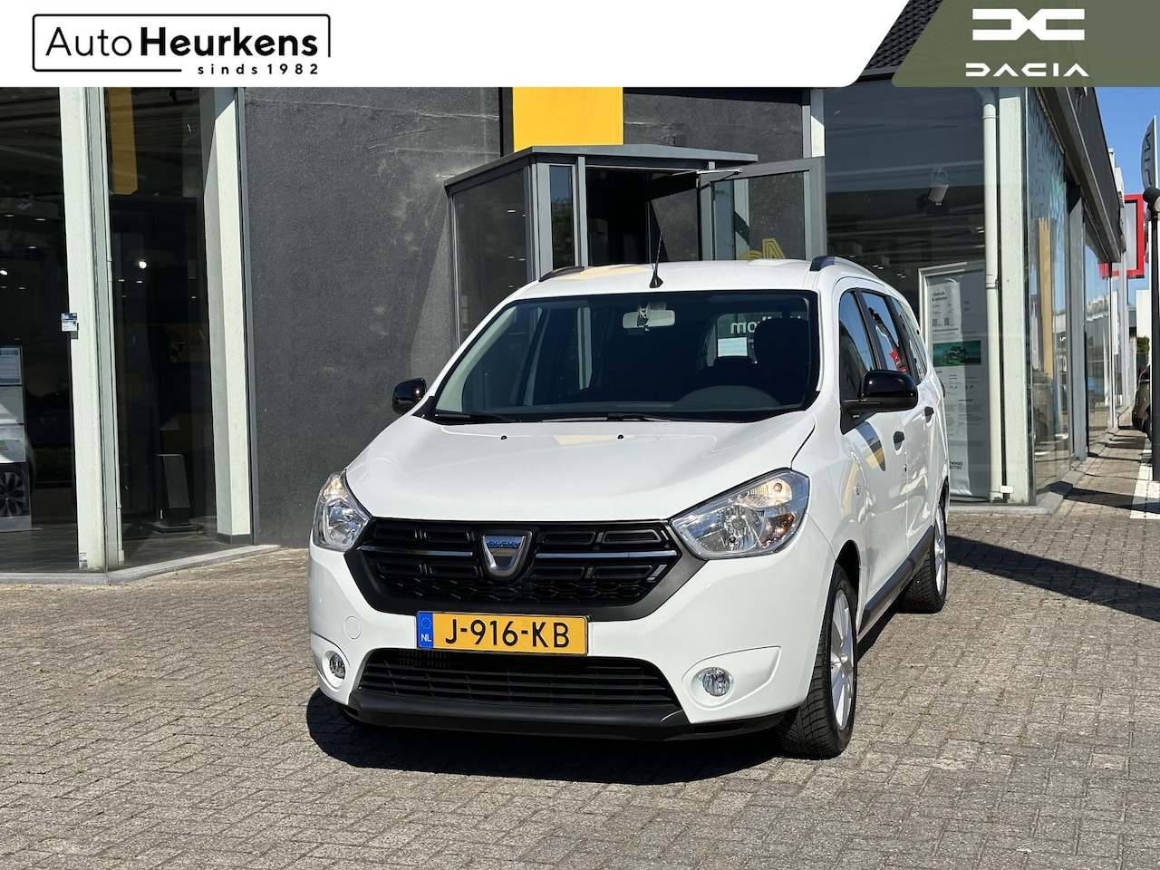 Dacia Lodgy - TCe Ambiance 7-Persoons l Origineel NL l BTW-AUTO l Dealeronderhouden - AutoWereld.nl