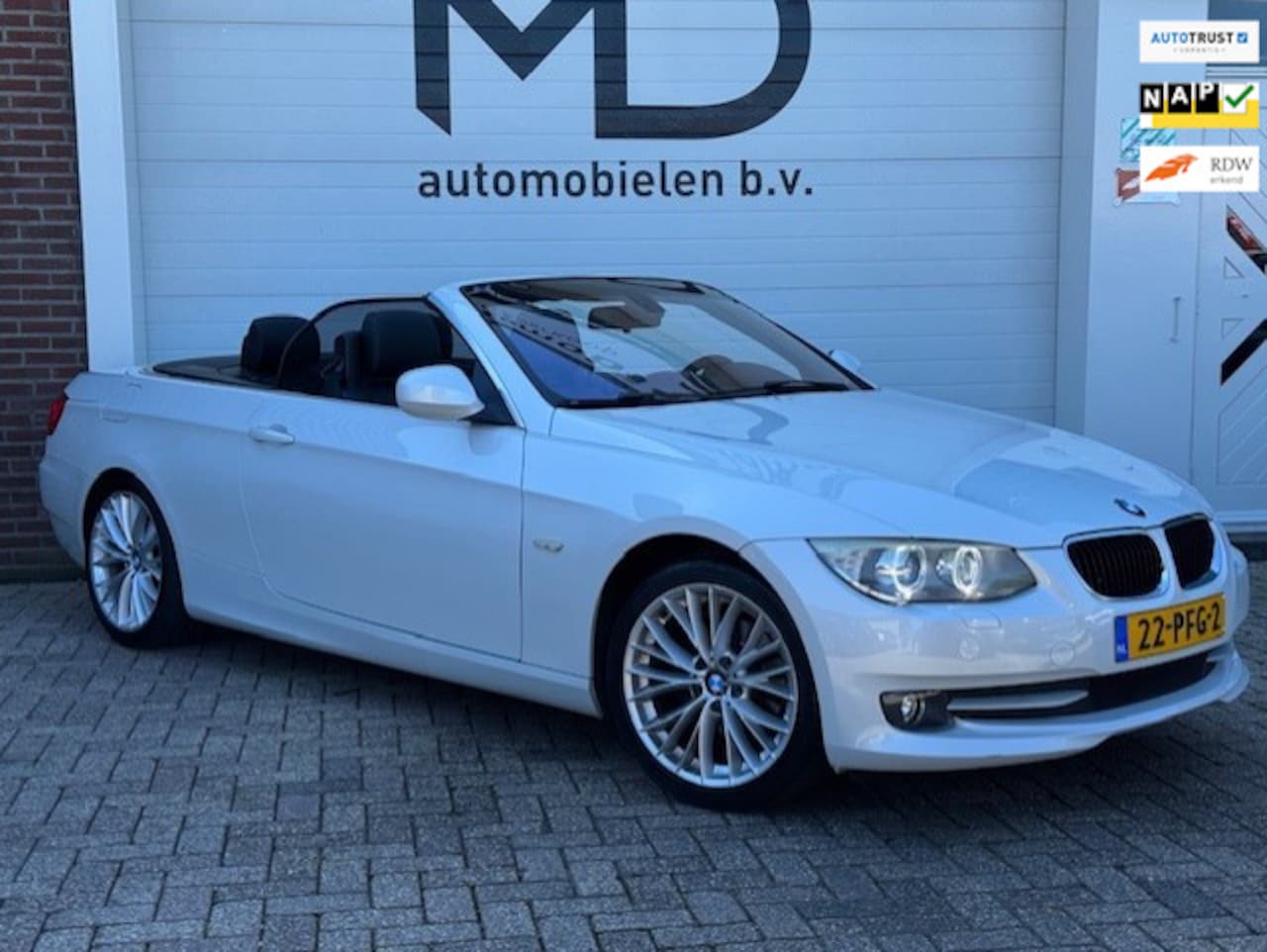 BMW 3-serie Cabrio - 320i High Executive -M Sport-Origineel NL - AutoWereld.nl