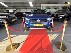 Volkswagen T-Roc - 2.0 TDI Style Business AUTOMAAT