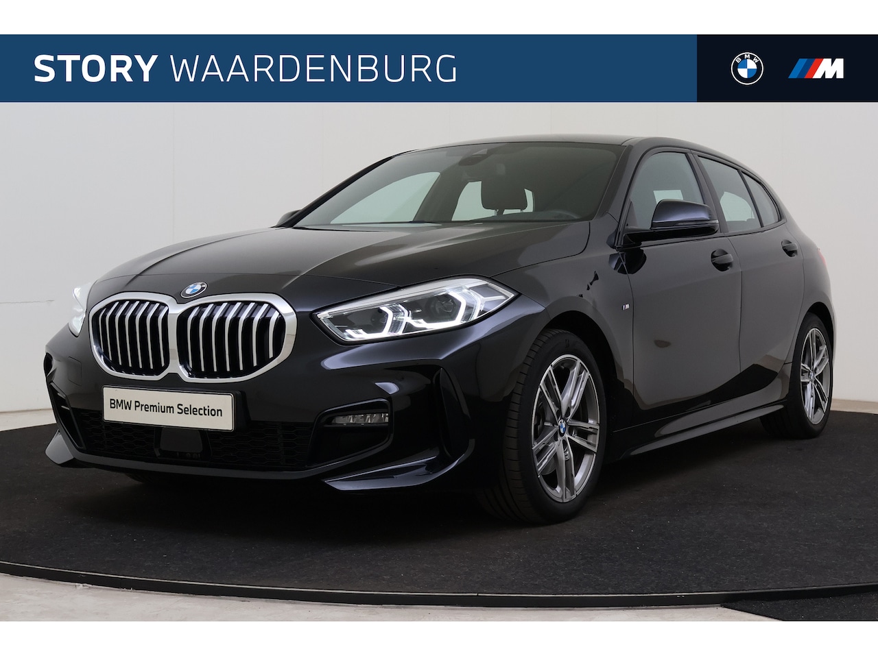 BMW 1-serie - 118i Executive M Sport Automaat / Sportstoelen / Cruise Control / LED / PDC - AutoWereld.nl