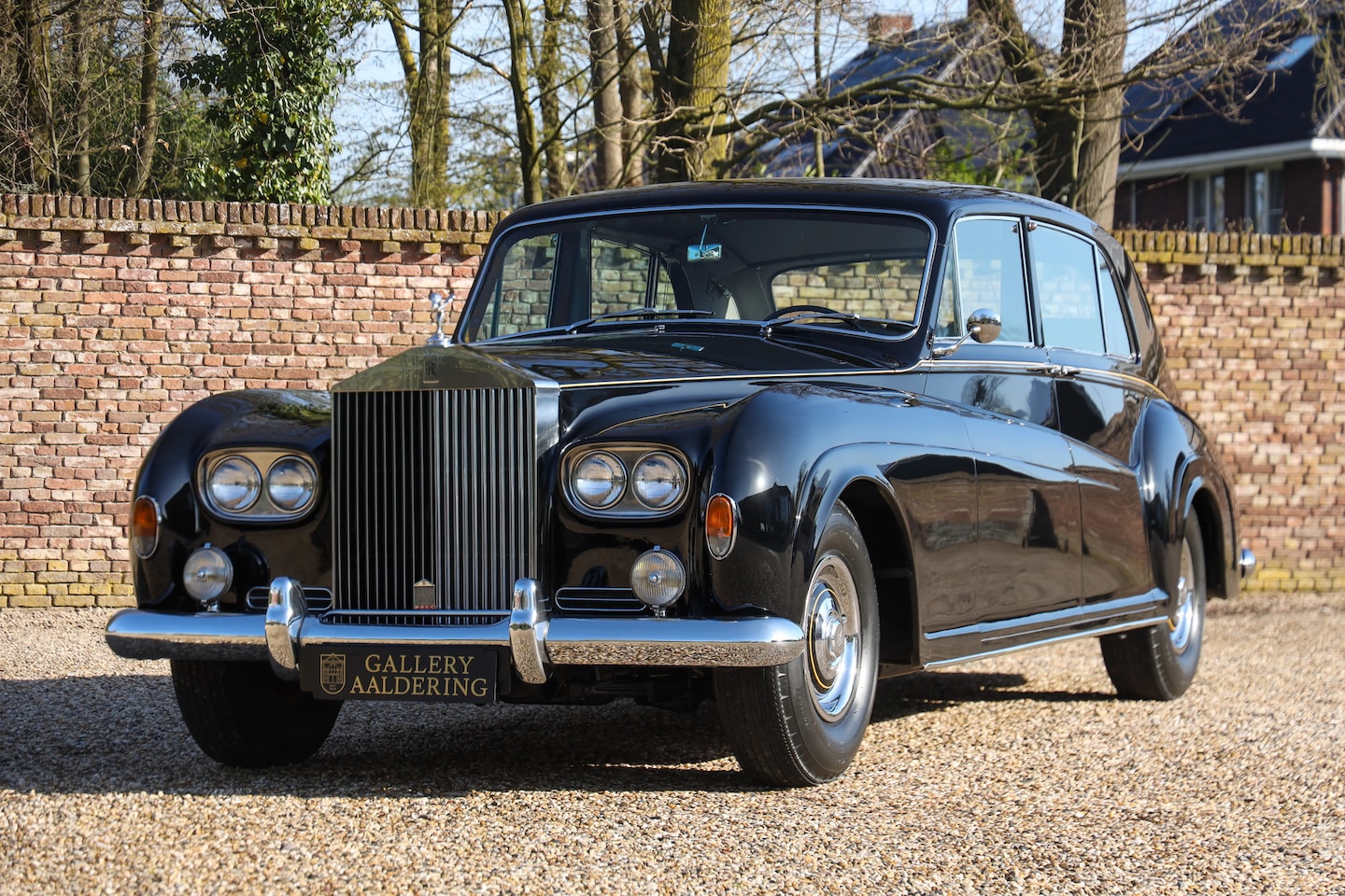 Rolls-Royce Phantom - V by James Young "The 1962 Paris Salon-Porte de Versailles" The condition is unique and pr - AutoWereld.nl