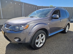 Mitsubishi Outlander - GLS