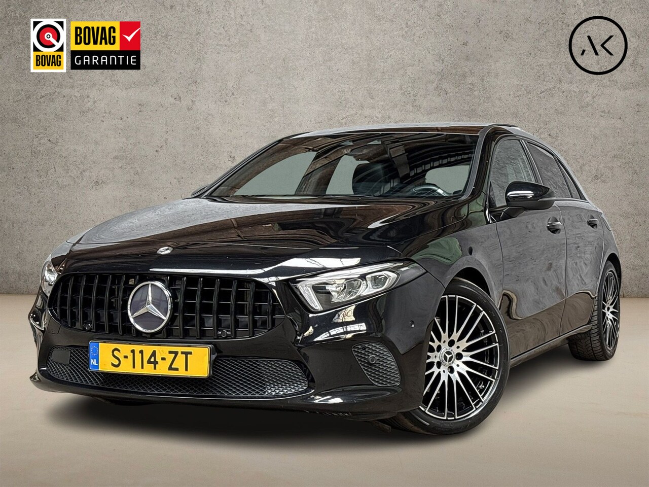 Mercedes-Benz A-klasse - 200 AMG Sport 163Pk Automaat (SCHUIFDAK, SFEERVERLICHTING, GROOT NAVI, WIDESCREEN, CAMERA, - AutoWereld.nl