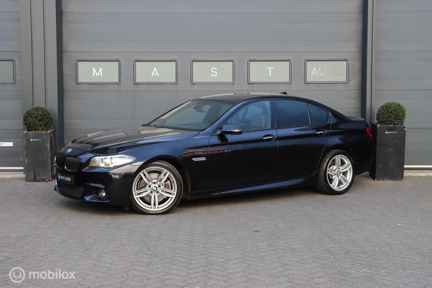 BMW 5-serie - 525xd M Sport Edition High Executive - AutoWereld.nl