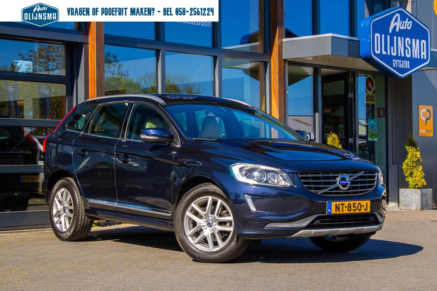 Volvo XC60 - 2.0 T5 Polar+|Pano|Stoelverwarming|Trekhaak|Memory| - AutoWereld.nl