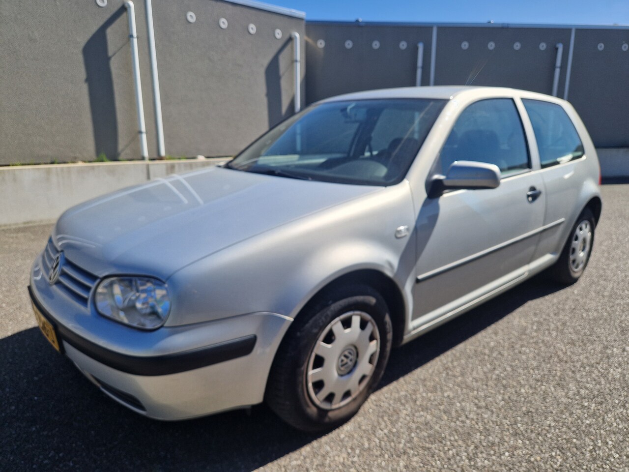 Volkswagen Golf - 1.6 1.6 - AutoWereld.nl