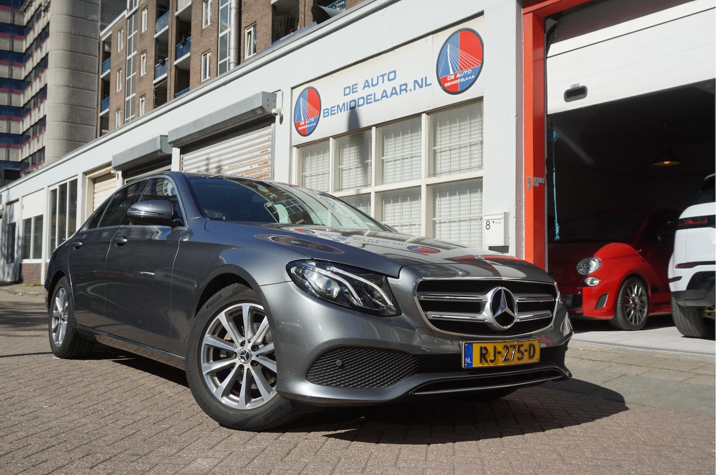 Mercedes-Benz E-klasse - 200 Business Solution | 1ste eigenaar | NL Auto | Zeer luxe | Volledig Mercedes Dealer ond - AutoWereld.nl