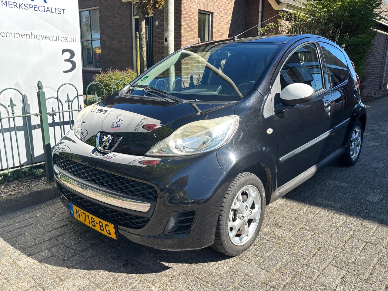 Peugeot 107 - 1.0-12V XS 1.0-12V XS - AutoWereld.nl
