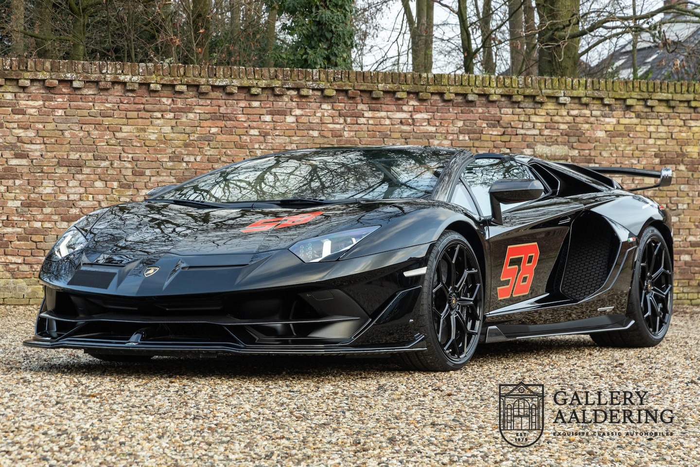 Lamborghini Aventador - SVJ Roadster "Ad Personam" Exclusive: from the first owner and delivery mileage, SVJ - als - AutoWereld.nl