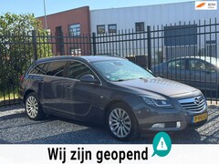 Opel Insignia Sports Tourer - 2.8 T Sport 4x4 AUTOMAATLEDXENONNAVIAPK