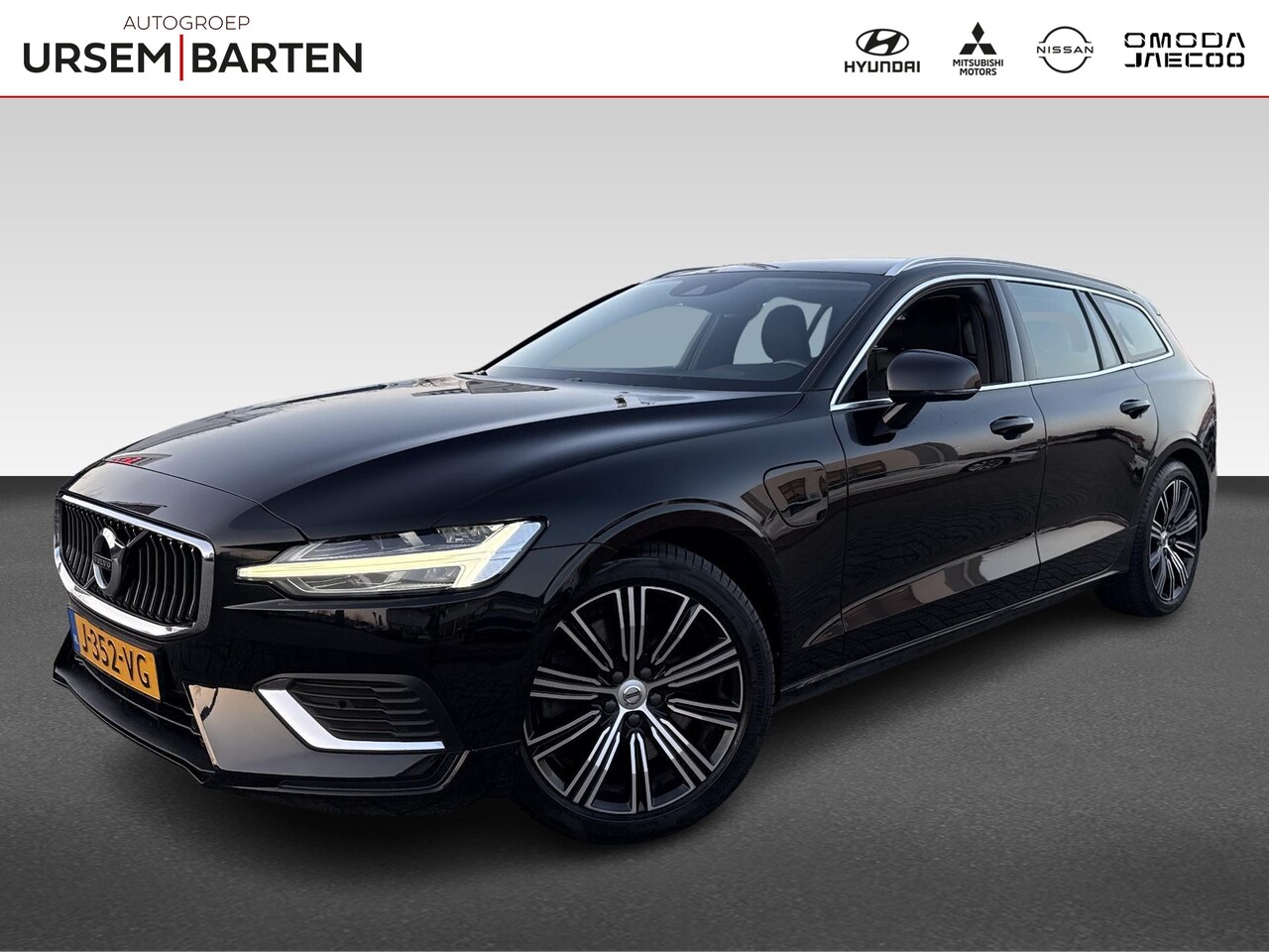 Volvo V60 - 2.0 T6 Recharge AWD Business Pro | Leder | Stoel &Stuurverwarming - AutoWereld.nl
