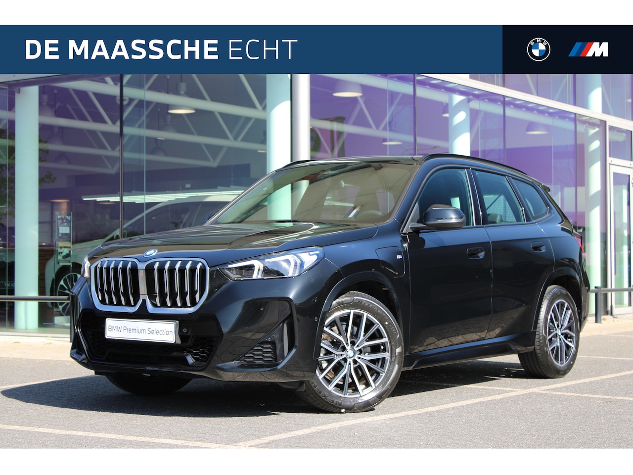 BMW X1 - xDrive25e M Sport Automaat / Sportstoelen / Comfort Access / Achteruitrijcamera / Adaptiev - AutoWereld.nl